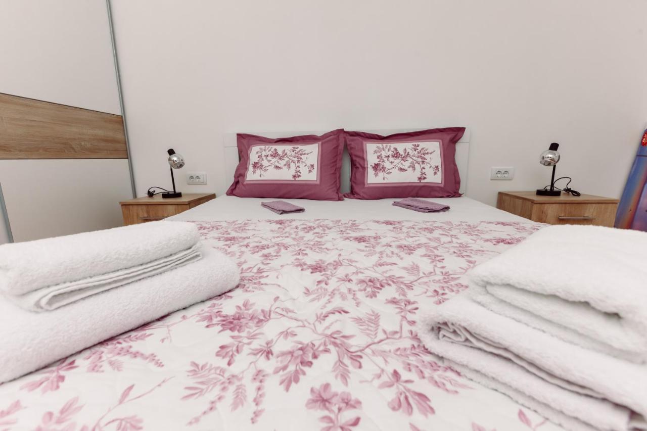 Waterfront Apartment Petrovina Kotor Dış mekan fotoğraf